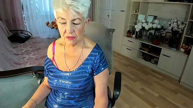 HotandMature live cam on StripChat