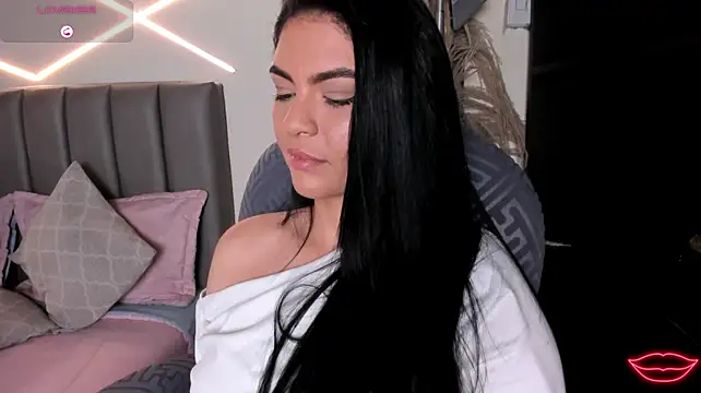 Veronicalanx1