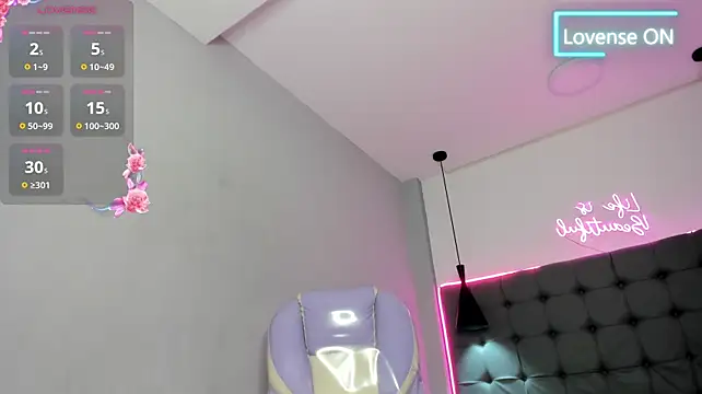 scarletcherry18