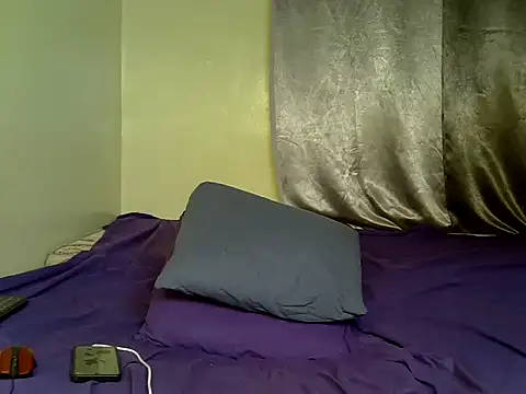 Petite_doll1