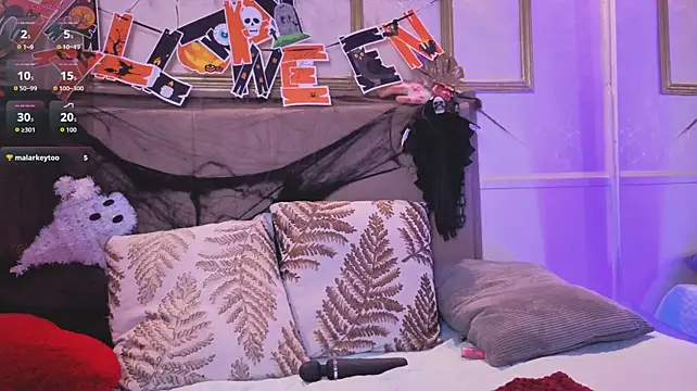 Mia_collins16 live cam preview