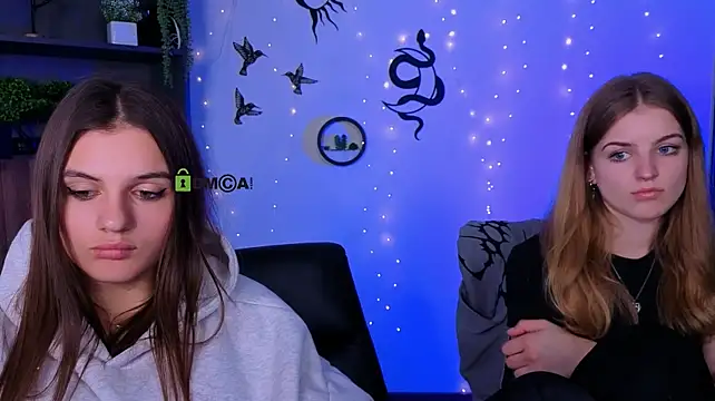 lisa_dark_