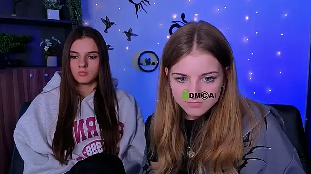 lisa_dark_