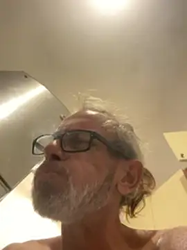crisfootlicker