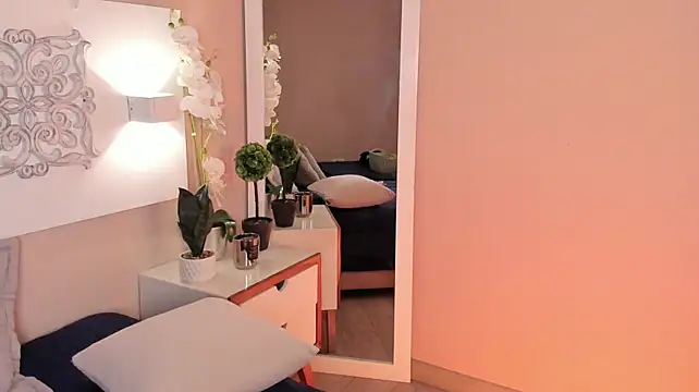 AlmaBlaze live cam on StripChat