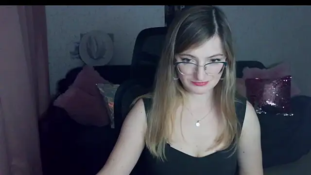 Arielsssplash live cam on StripChat