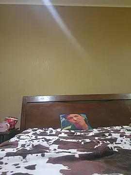 SelinaLovqx webcam