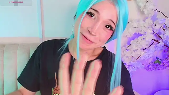 Alice（AliiceWonderland_）