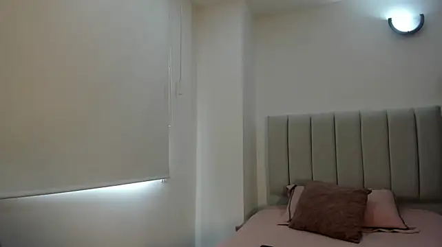 MindyDollSquirt