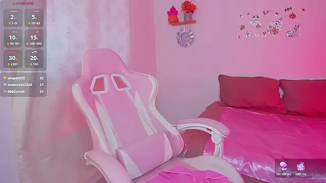 Dina_Ellis111