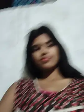 Hott_Surabhi