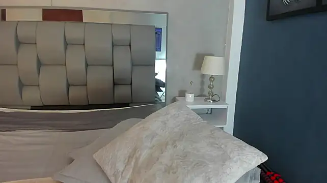 Charlie___Musk live cam preview