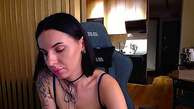 Mindblowing_Woman webcam