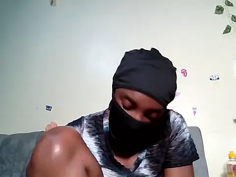 HornyCammy30