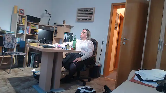 Sissygera live cam preview