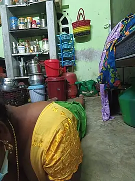 tamilselviroja- (F milf) - 😍 2 boobs oil show 😍