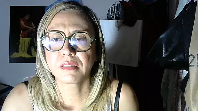 divahot08 webcam