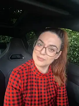 misssubmission (F milf) - Finger blowjob  🥵