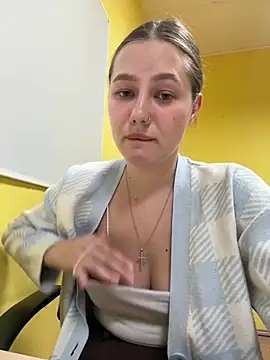 AsynaYuuki live sex cam