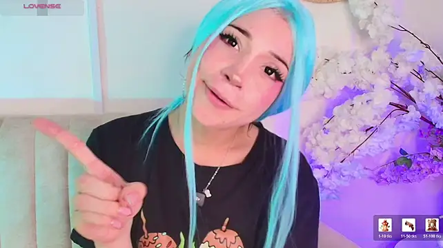 AliiceWonderland_ live cam on StripChat