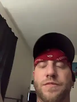 Livingpuddle live cam on StripChat