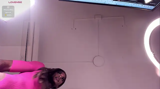 Allison_Black01