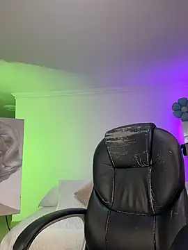 JANYLOVE__