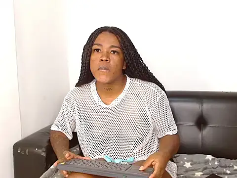 Naomy_4