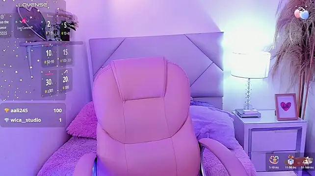 Anna_Blade_ live cam on StripChat