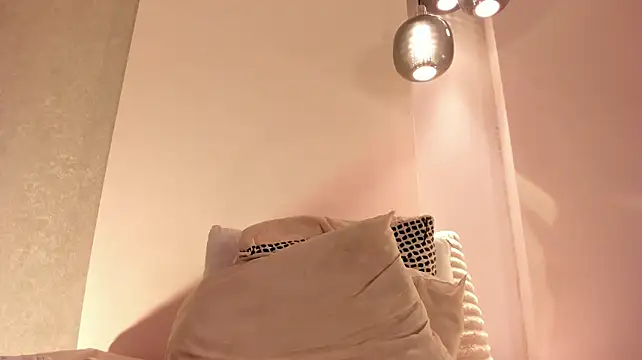 angeline-777 (F young) - Fast Motion