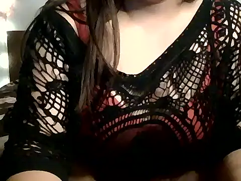 cutie--- live cam on StripChat