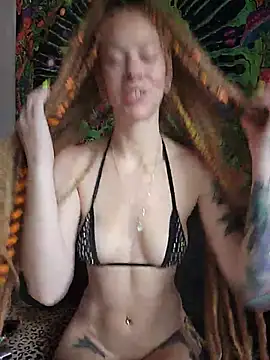 lucidlucy (F young) - Panties off & shake some booty