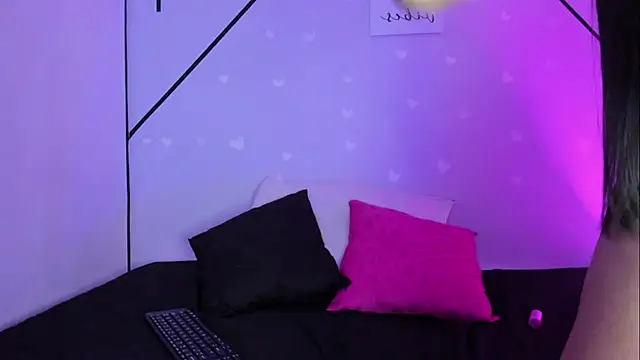Amy_Andersonn