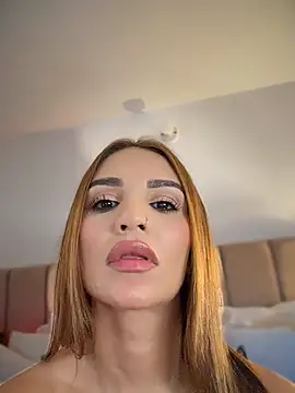 Lia_Brooks