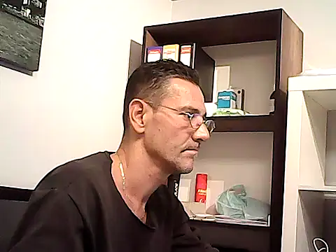 mastercharisma35 webcam