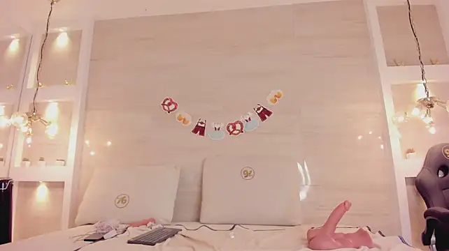 chloe_murray live cam preview