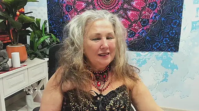 LilaMaharani live cam preview