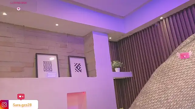 SaraLyynn