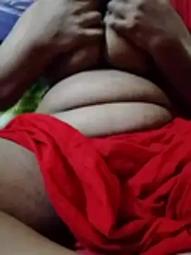 Sexy-Jui live cam on StripChat