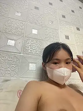 Minni_2k live cam on StripChat