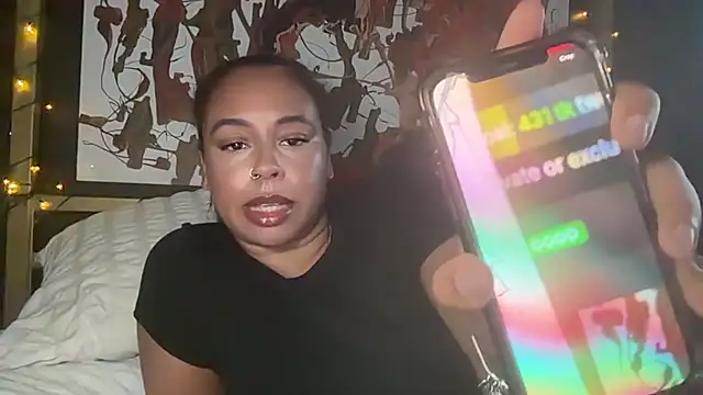 AriesBaddiee_ live cam on StripChat