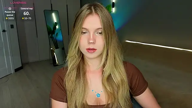 linakorvin live cam on StripChat