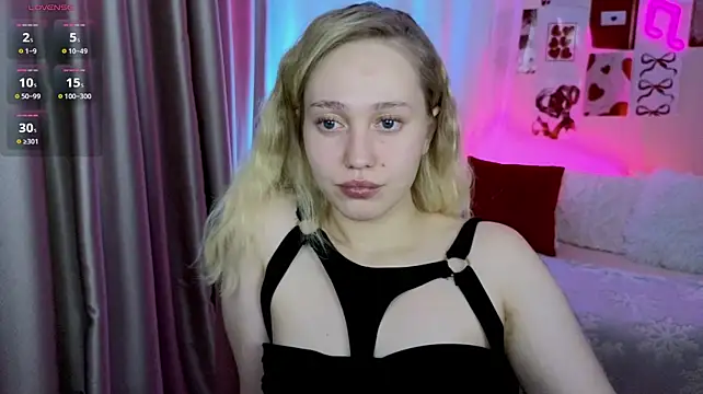 TinaShelton live cam on StripChat