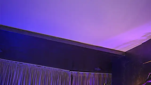 HotBustyBabeX live cam on StripChat