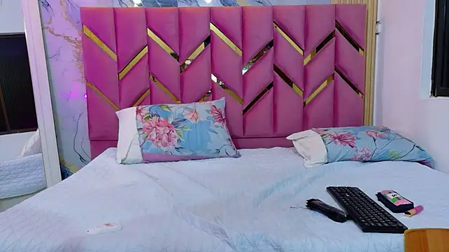 hornybarelylegalgirl