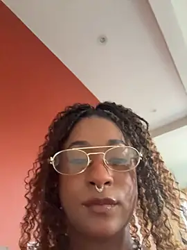 EbonyGoddess_Servant
