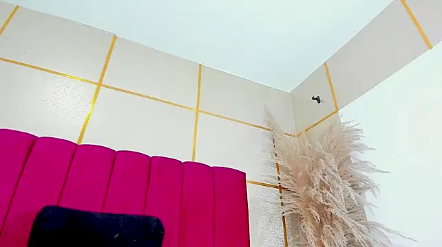Violett_Evanz1