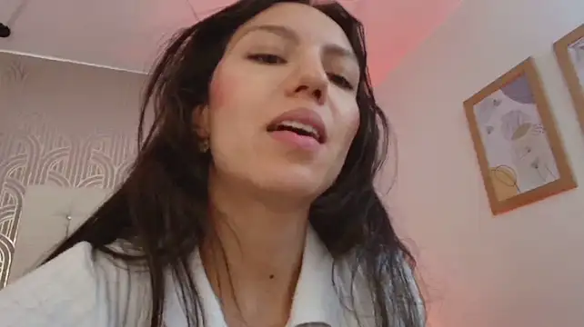 Ariana_CellFg