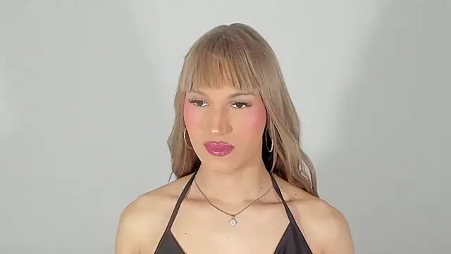 Elodie_hot_
