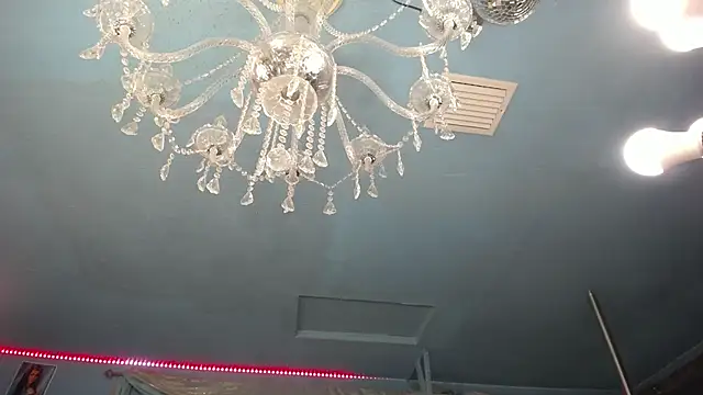 ADRIANNA_FOX